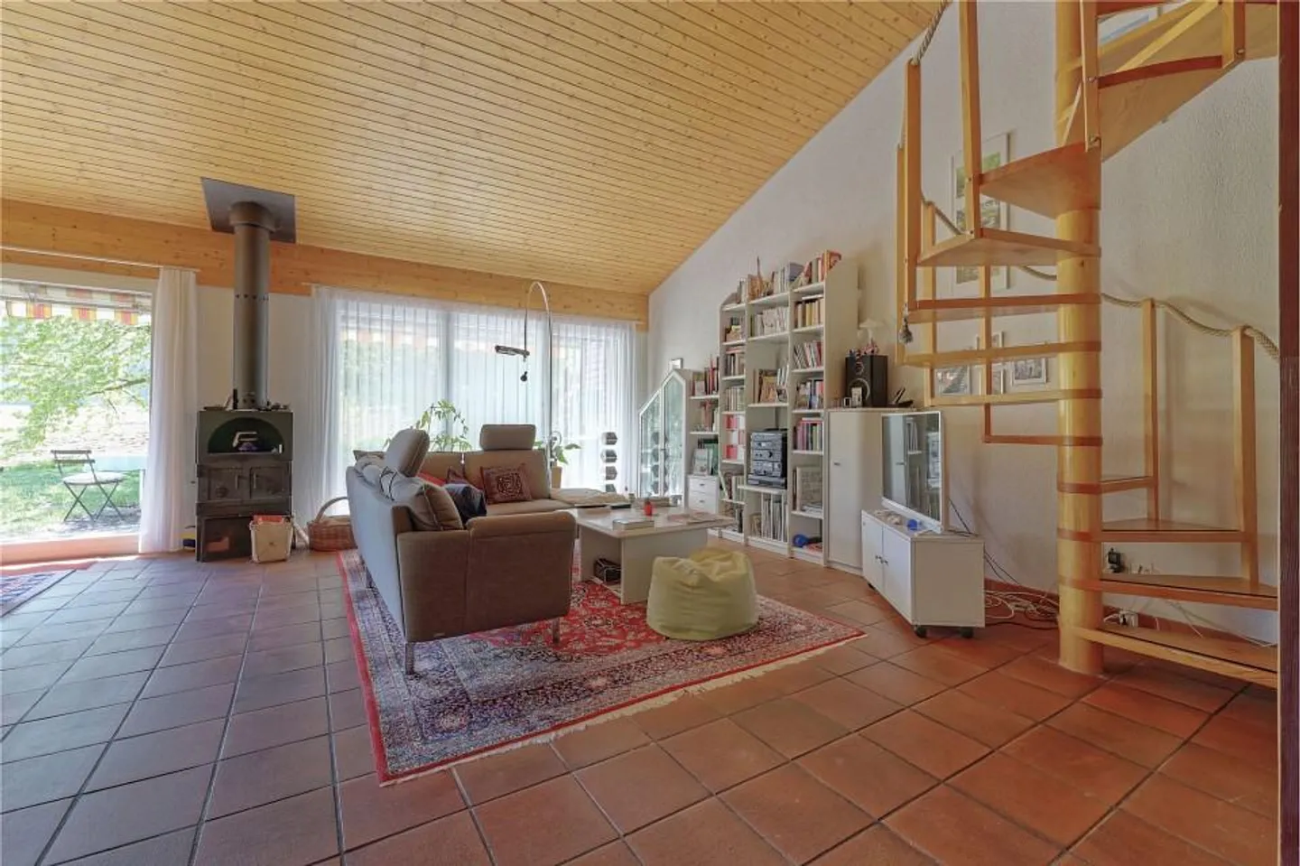 Maison semi-détachée de 4½ pièces avec vue sur la verdure - Photo 5 sur 13