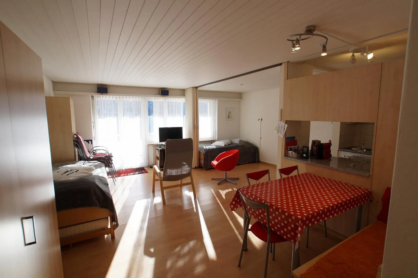 Appartement 1.5 pièces dans un emplacement excellent - Photo 4 sur 14