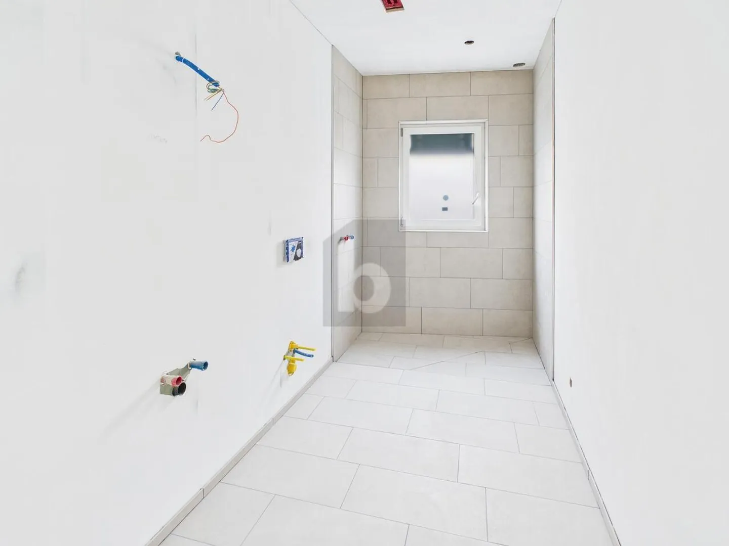 Semi-detached house for sale - Photo 2 of 5