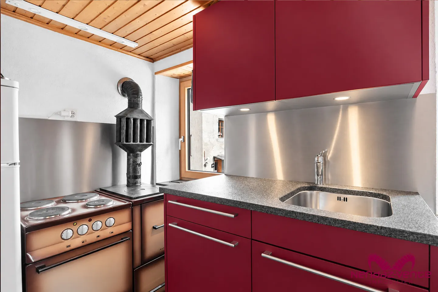 Charming Stone House in Basse-Nendaz - Photo 8 of 11
