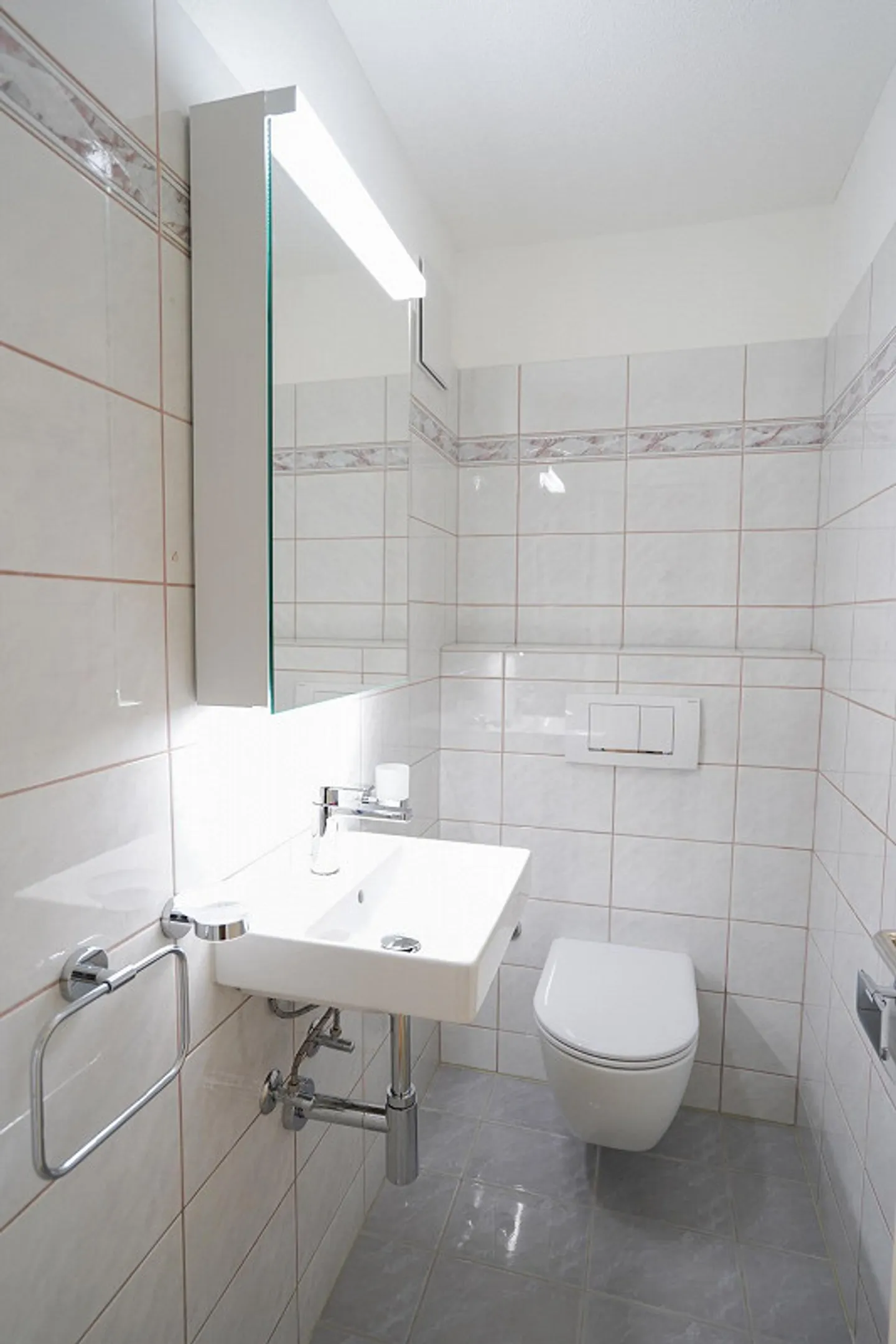 Appartement moderne de 4,5 pièces avec vue sur la montagne à Thusis - Photo 7 sur 13