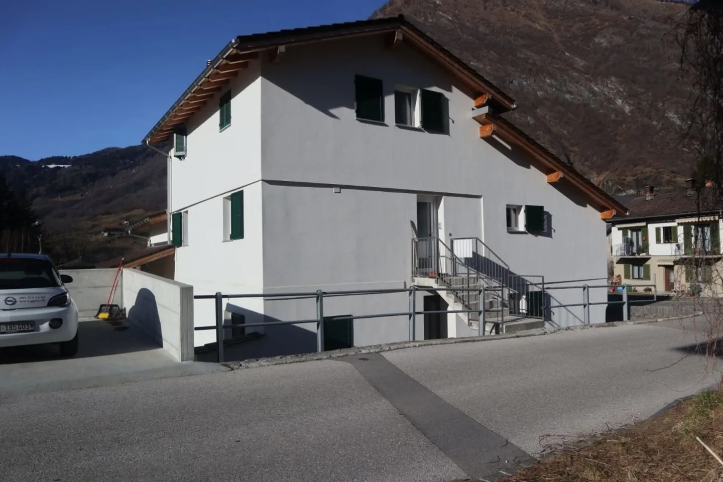 Casa in affitto interessante e nuova nel verde, Olivone - Foto 5 di 5