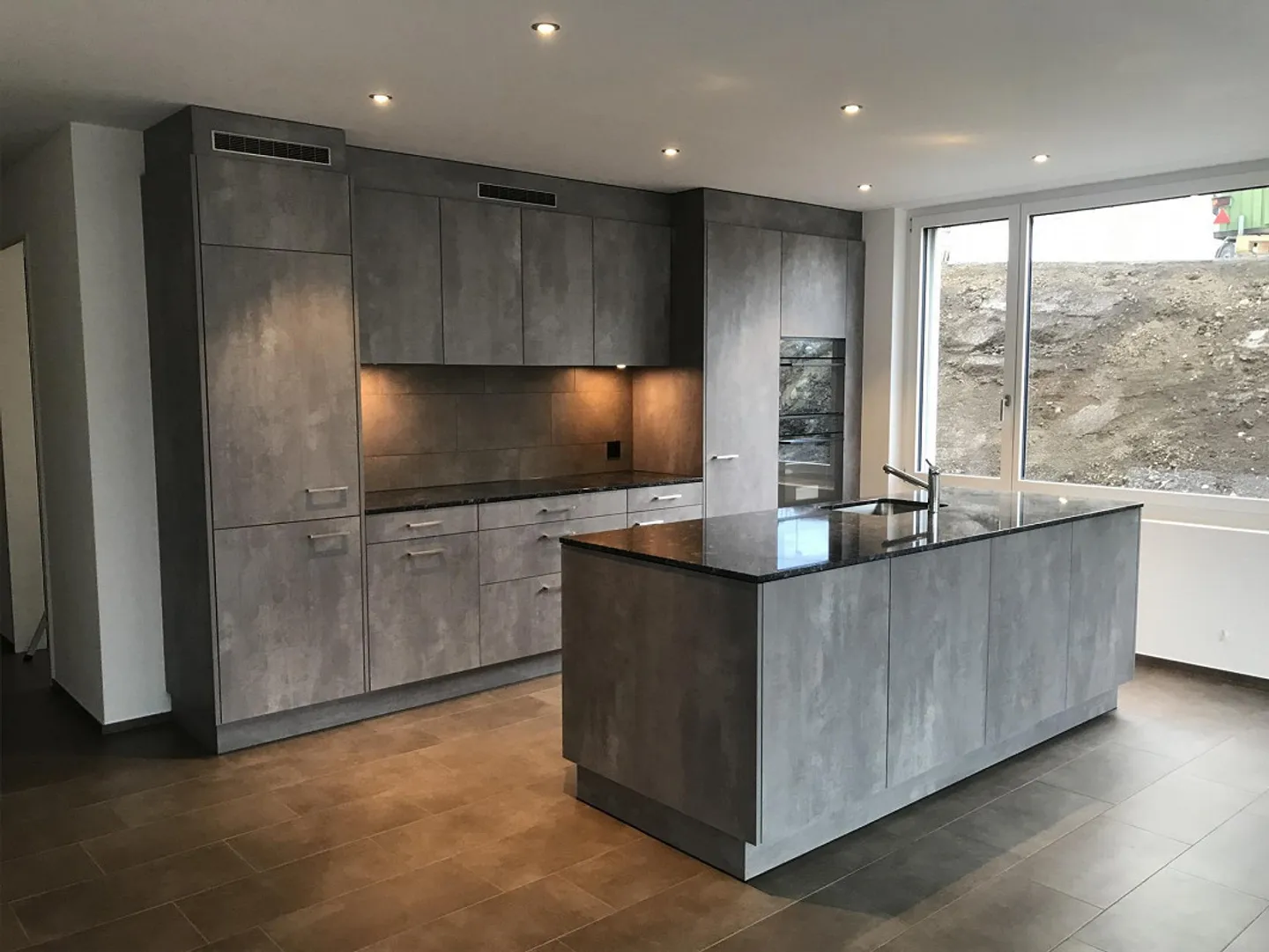 5.5 Room Garden Apartment with Large Lawn - Photo 23 of 30