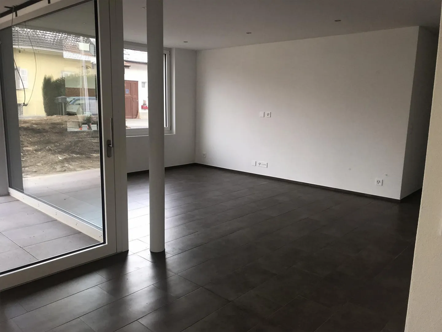 5.5 Room Garden Apartment with Large Lawn - Photo 28 of 30