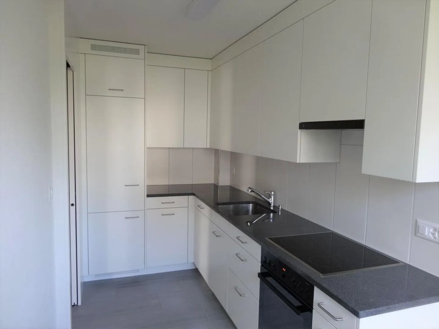 Posizione residenziale soleggiata - Foto 2 di 3