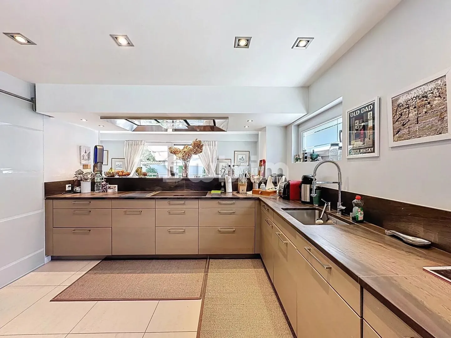 Maison de Luxe avec Jardin - Photo 6 sur 13