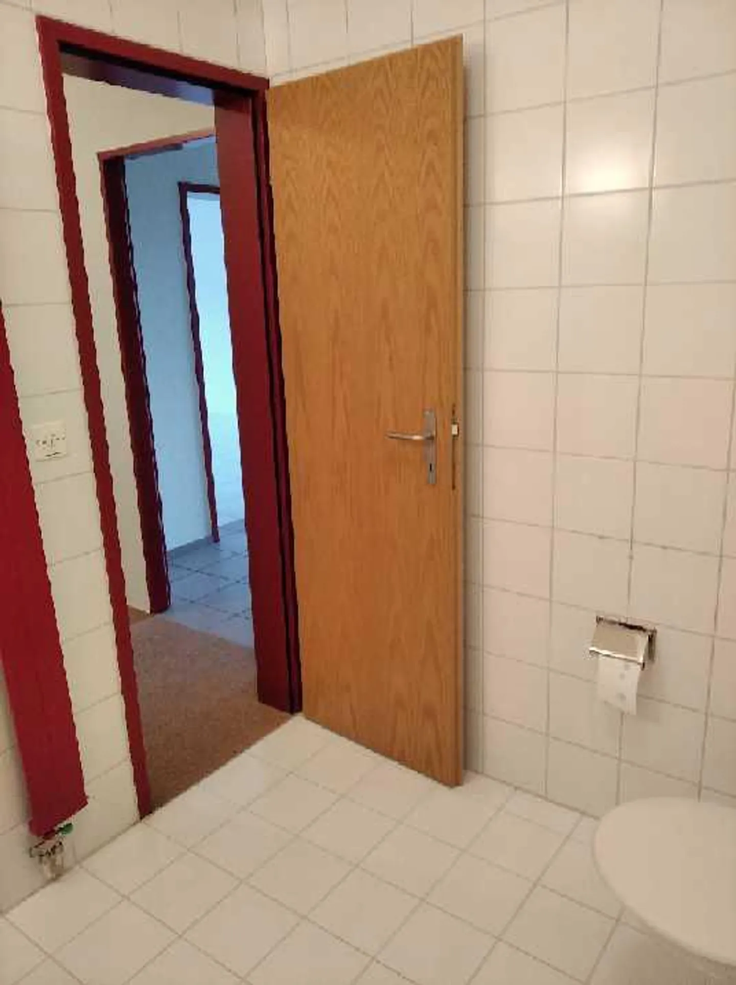 Affittiamo un ufficio a Neuenhof - Foto 8 di 10