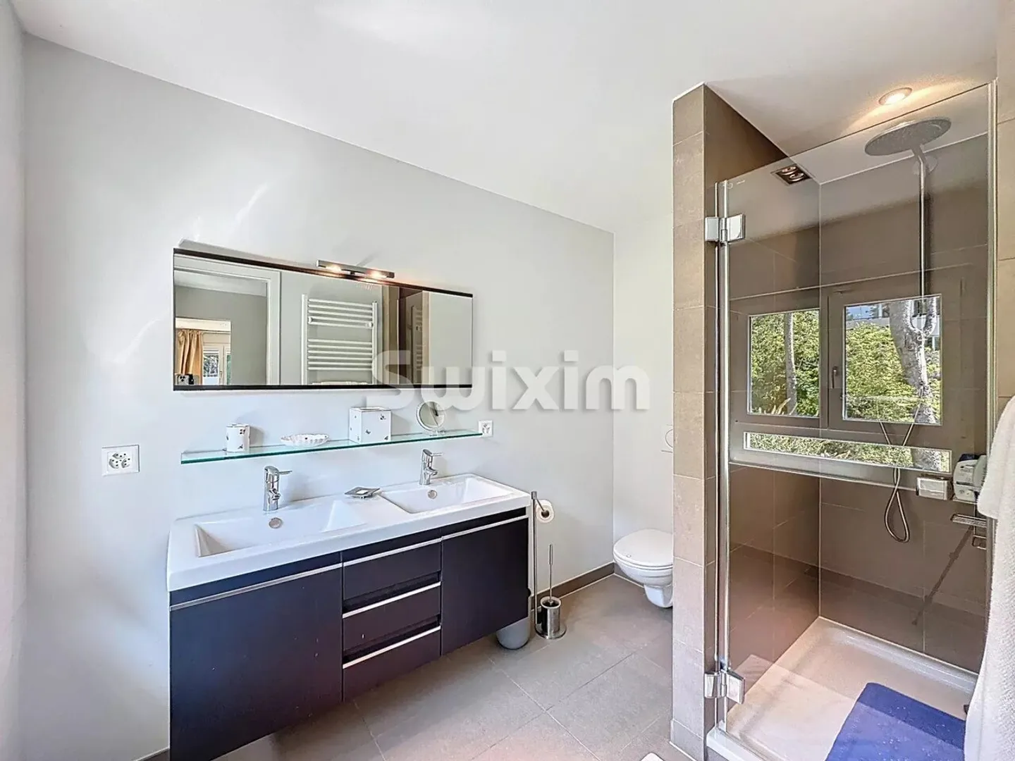 Maison de Luxe avec Jardin - Photo 12 sur 13