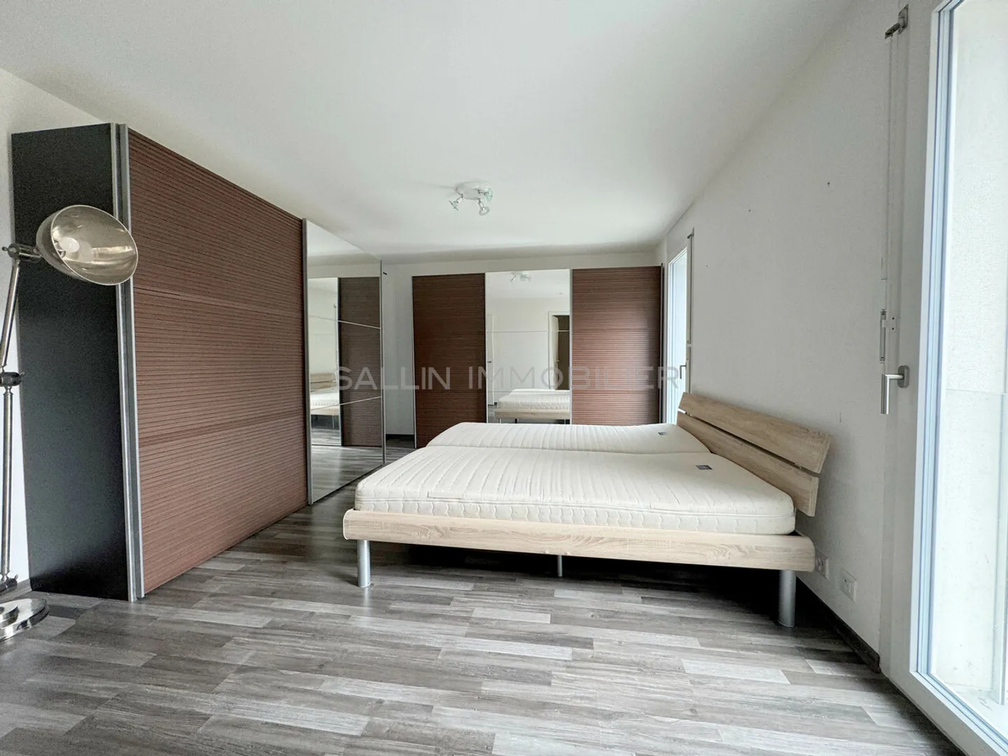 Bellissimo appartamento con 4½ stanze al 2° piano con loggia e posto auto - Foto 6 di 7