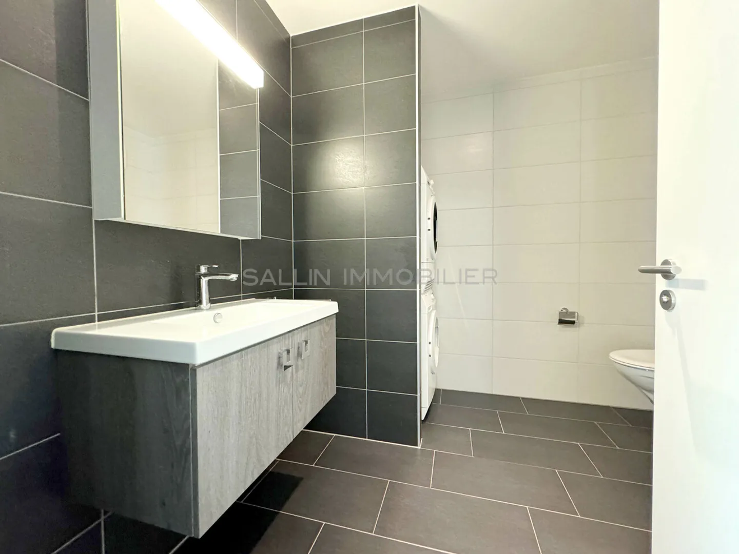 Bellissimo appartamento con 4½ stanze al 2° piano con loggia e posto auto - Foto 7 di 7