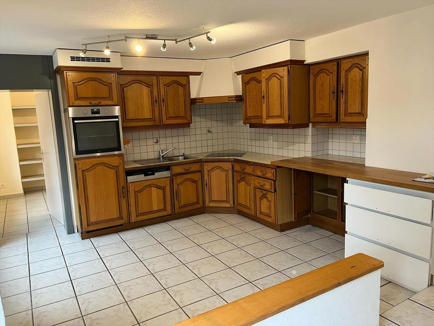 Appartamento 5.5 stanze - Foto 2 di 15