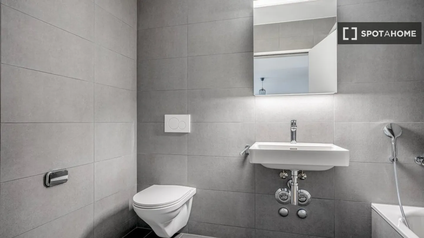 Découvrez, visitez et louez votre nouveau chez-vous en ligne en toute confiance. - Photo 18 sur 18