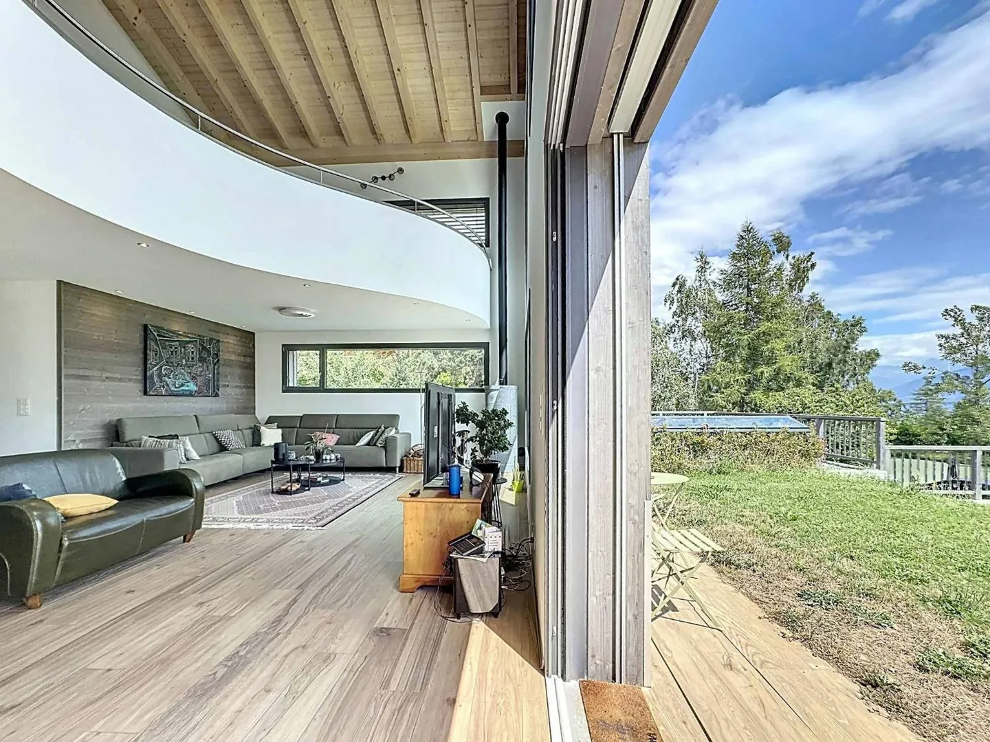 Chalet Exceptionnel avec Piscine Intérieure - Photo 3 sur 13