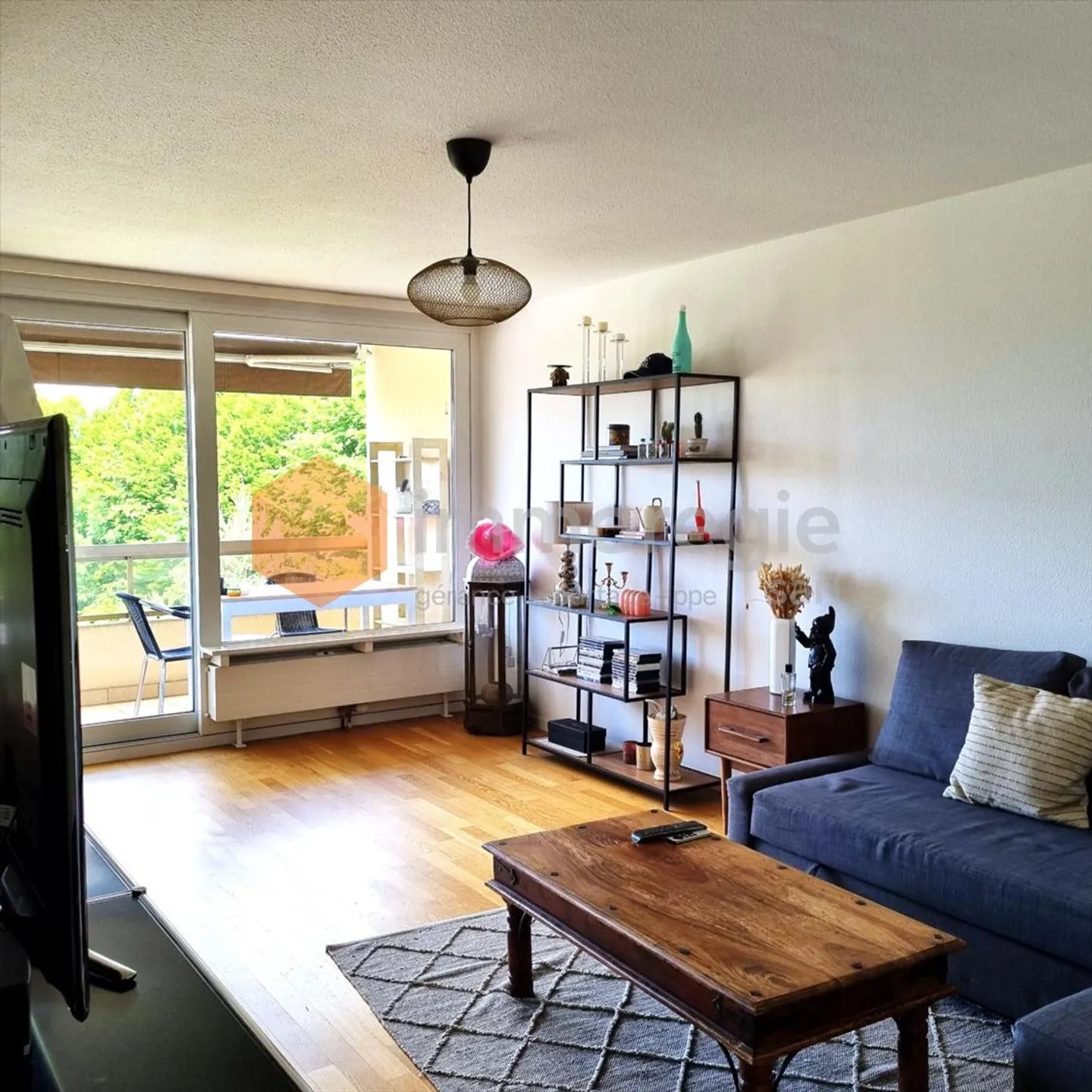 For rent: Beautiful 3.5-room apartment – bright with balcony and unobstructed view - Photo 1 of 8