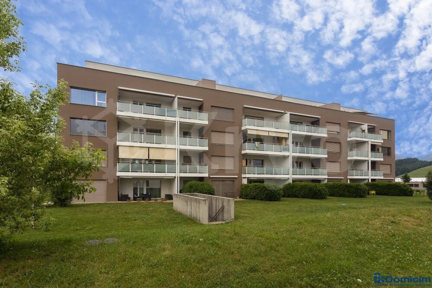 Appartement Charmant avec Vue - Photo 1 sur 3