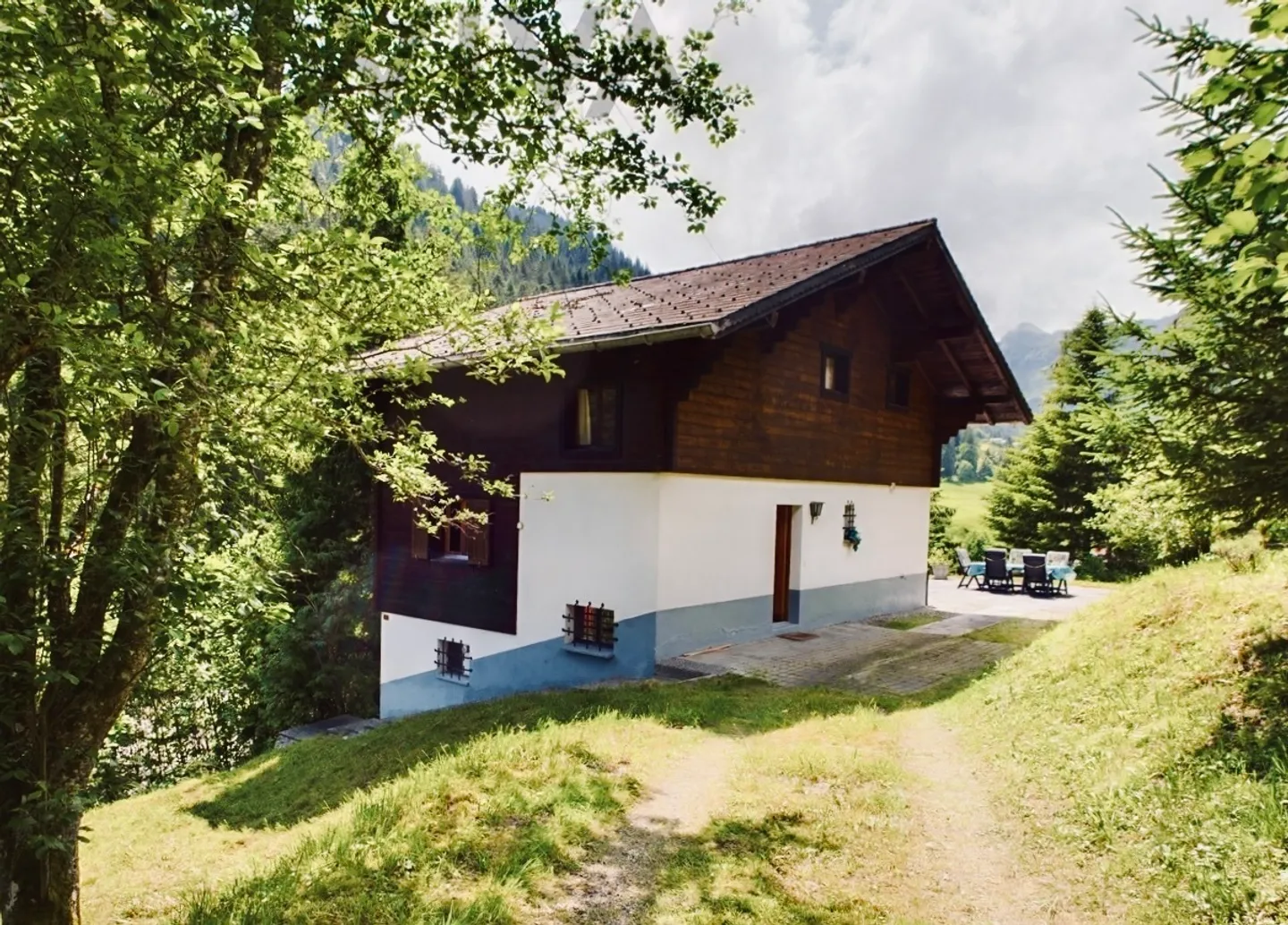 Chalet 6.5 Zimmer - Foto 1 von 7