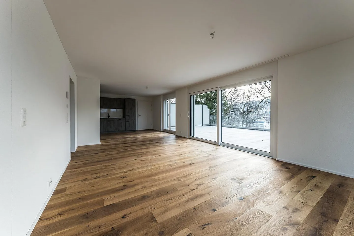 THE HOME FOR URBAN PEOPLE IN THE SOLARIUS BUILDING - Photo 1 of 11