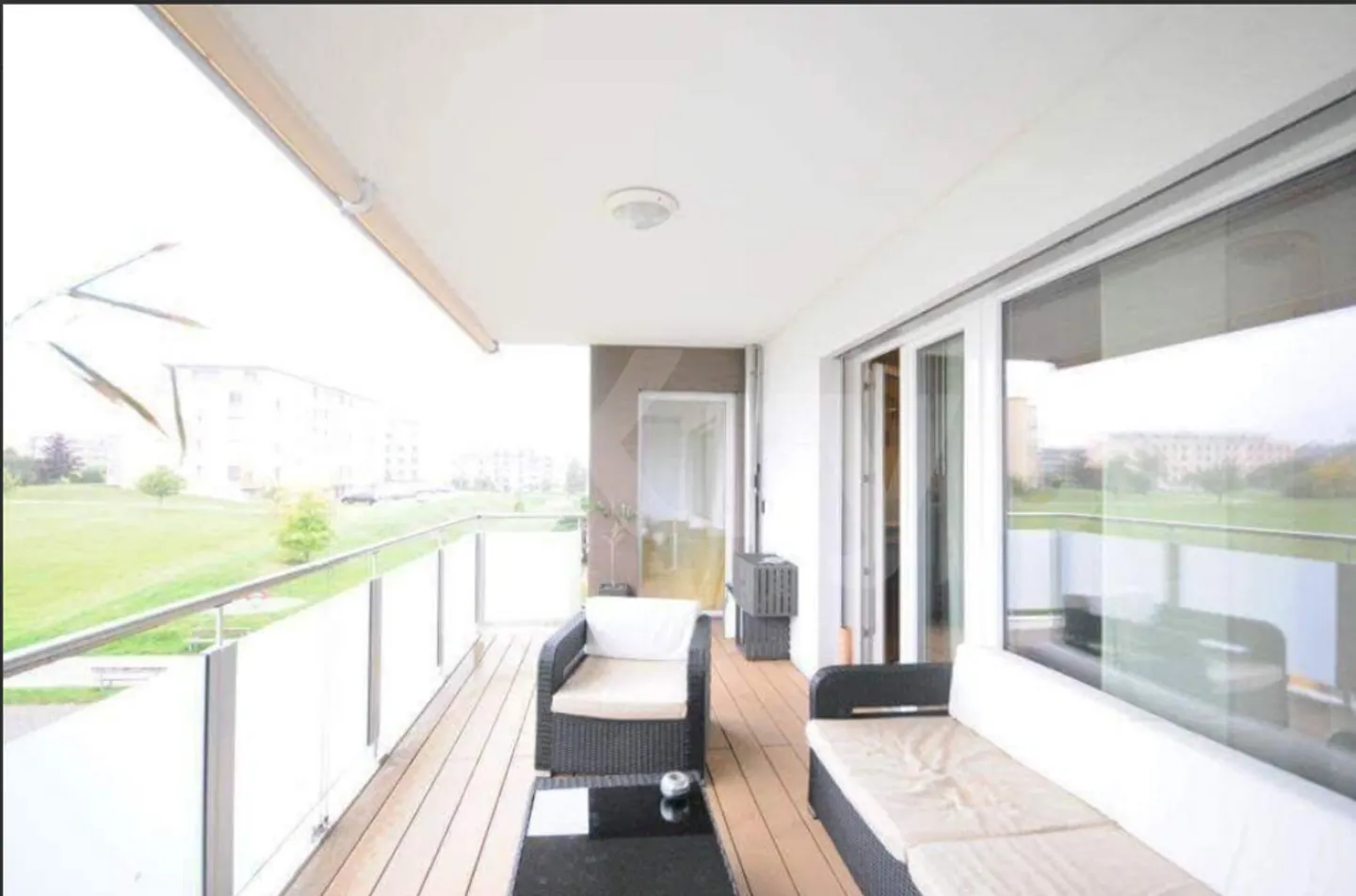 Appartement Charmant avec Vue - Photo 3 sur 3