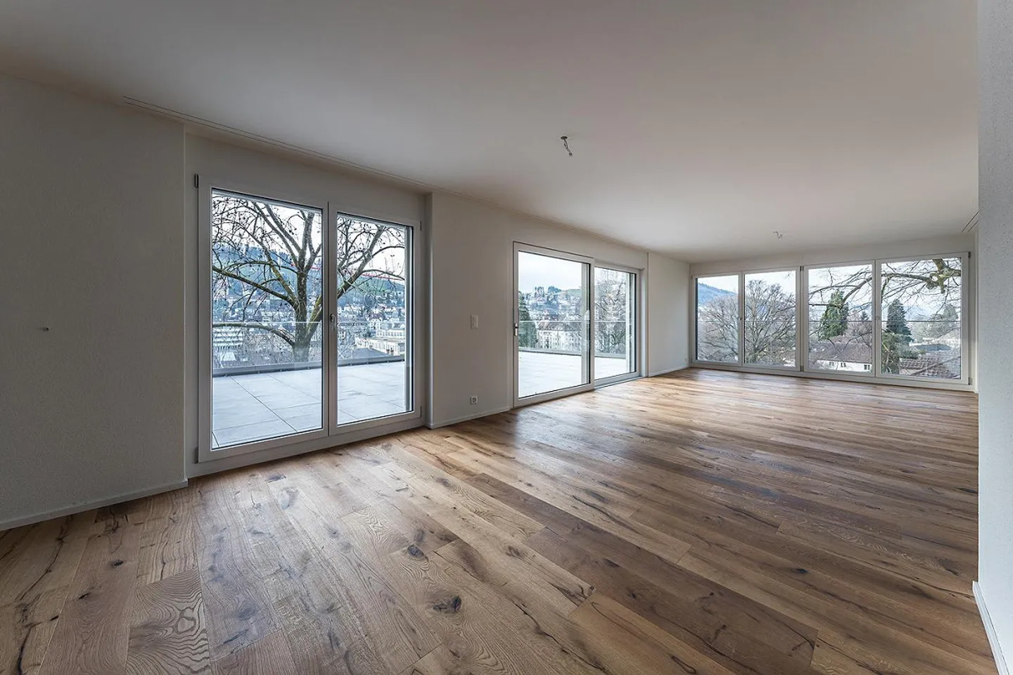 THE HOME FOR URBAN PEOPLE IN THE SOLARIUS BUILDING - Photo 9 of 11