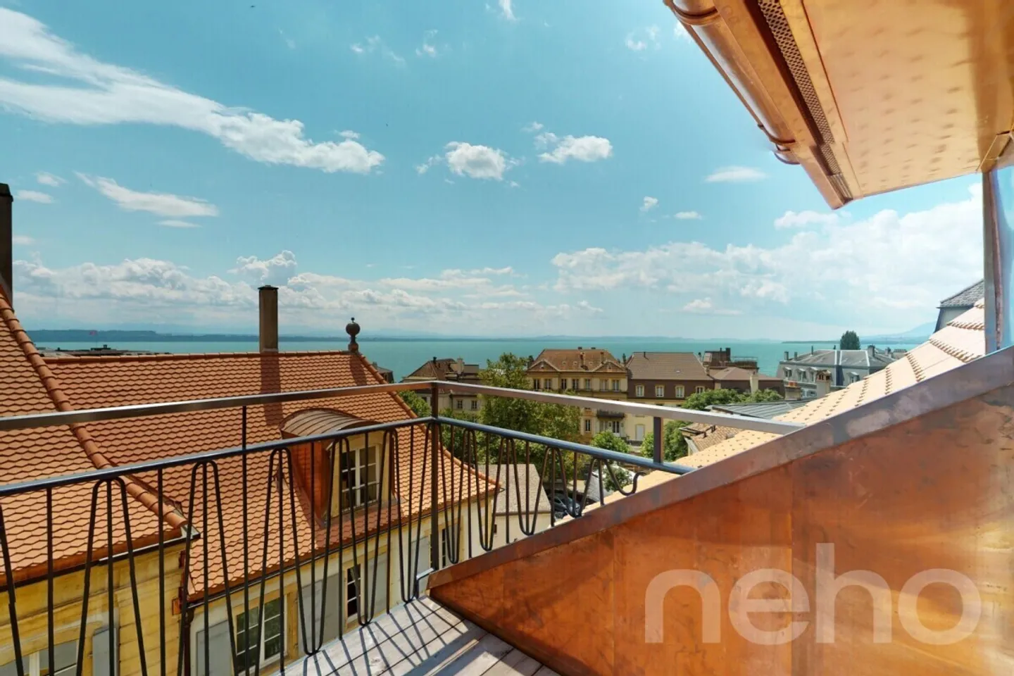 Magnifique appartement de 6,5 pièces dans le centre historique de Neuchâtel ! - Photo 3 sur 13