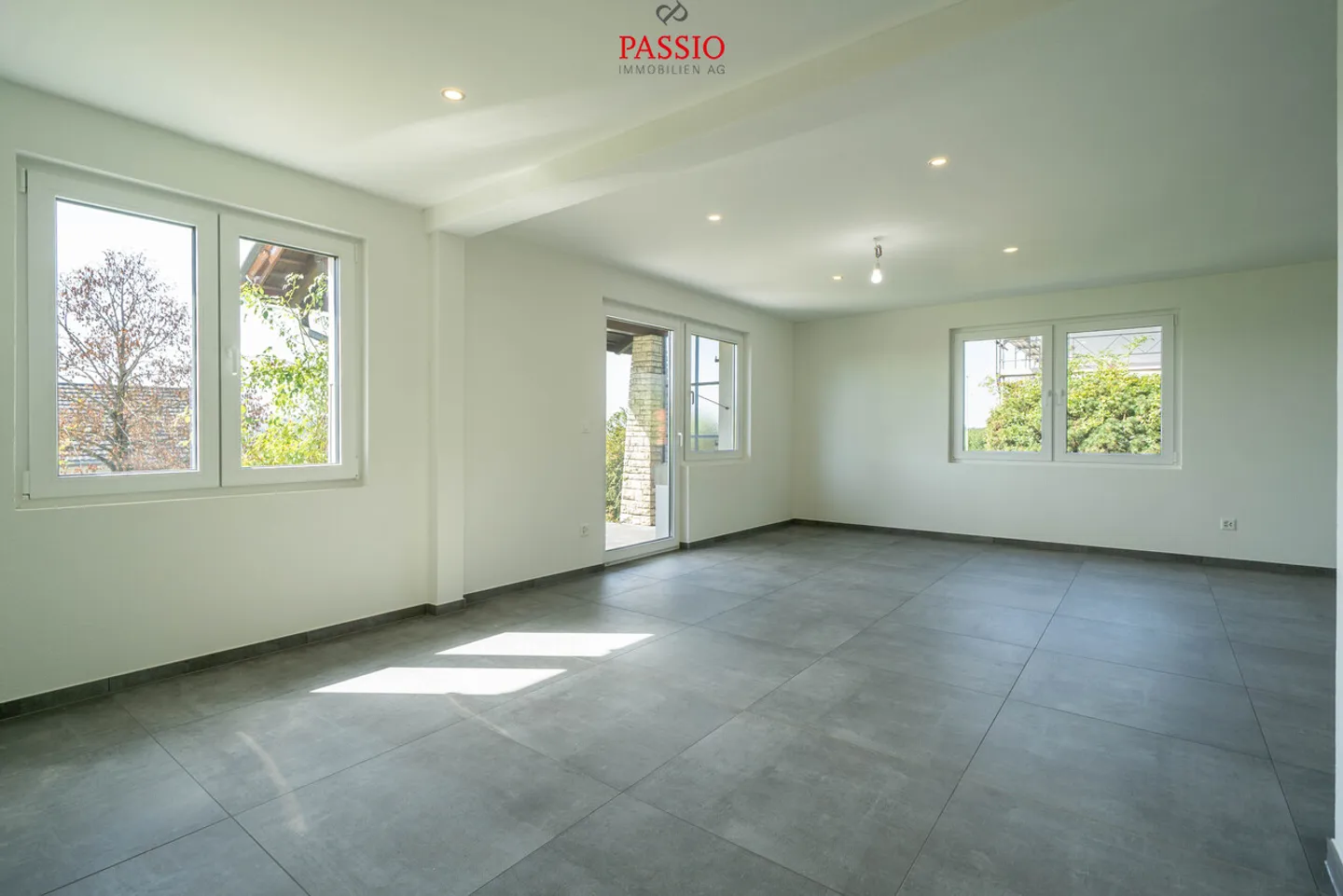 Paradiso familiare completamente ristrutturato con 6,5 stanze in posizione privilegiata! - Foto 4 di 42