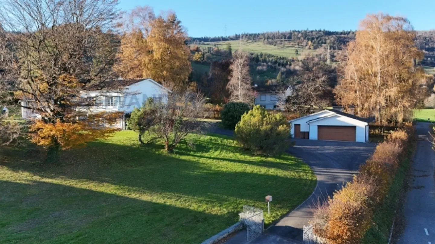 Alto potenziale per questa villa con un lotto di 2.962 m² - Foto 3 di 20