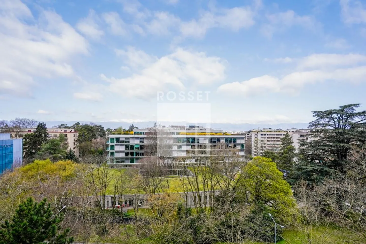 3,5-Zimmer-Wohnung im 7. Stock mit Aufzug - Foto 8 von 9