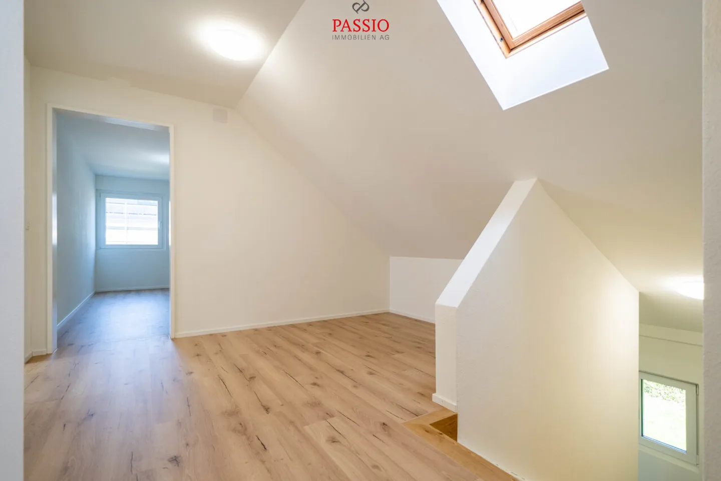 Paradiso familiare completamente ristrutturato con 6,5 stanze in posizione privilegiata! - Foto 15 di 42