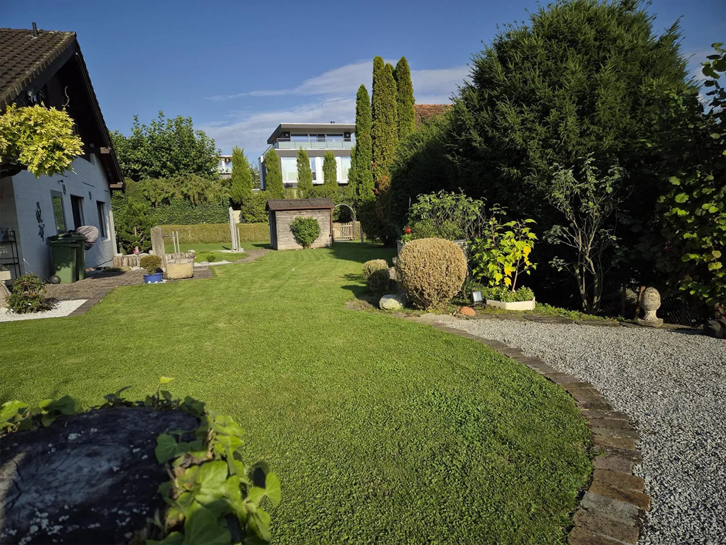 Un luogo per visioni - Vivere, Costruire, Sognare a Hünenberg nel Canton Zug - Foto 1 di 12