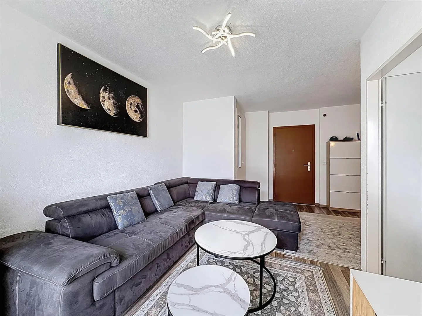 Esclusività - Bellissimo appartamento di 2,5 stanze con bella vista - Foto 3 di 6