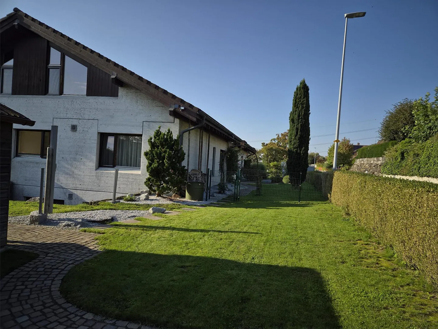 Un luogo per visioni - Vivere, Costruire, Sognare a Hünenberg nel Canton Zug - Foto 2 di 12