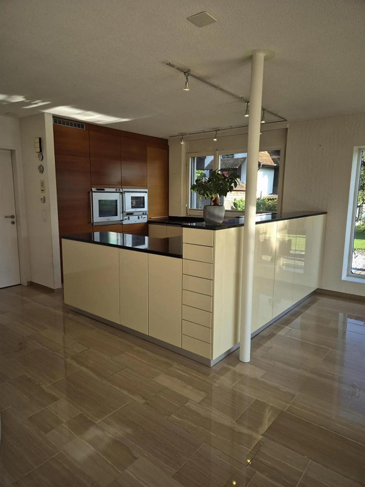 Un luogo per visioni - Vivere, Costruire, Sognare a Hünenberg nel Canton Zug - Foto 10 di 12