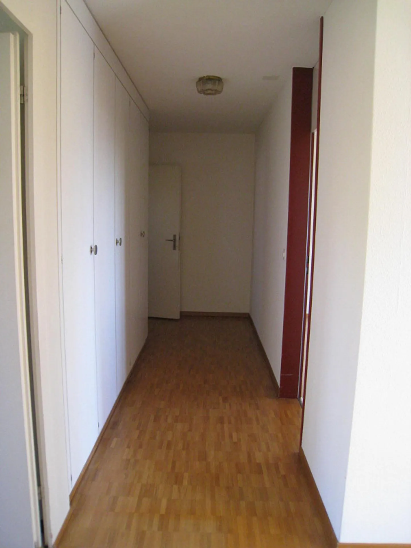 Quiet living in the center of Oberwinterthur "Rent without deposit" - Photo 5 of 5