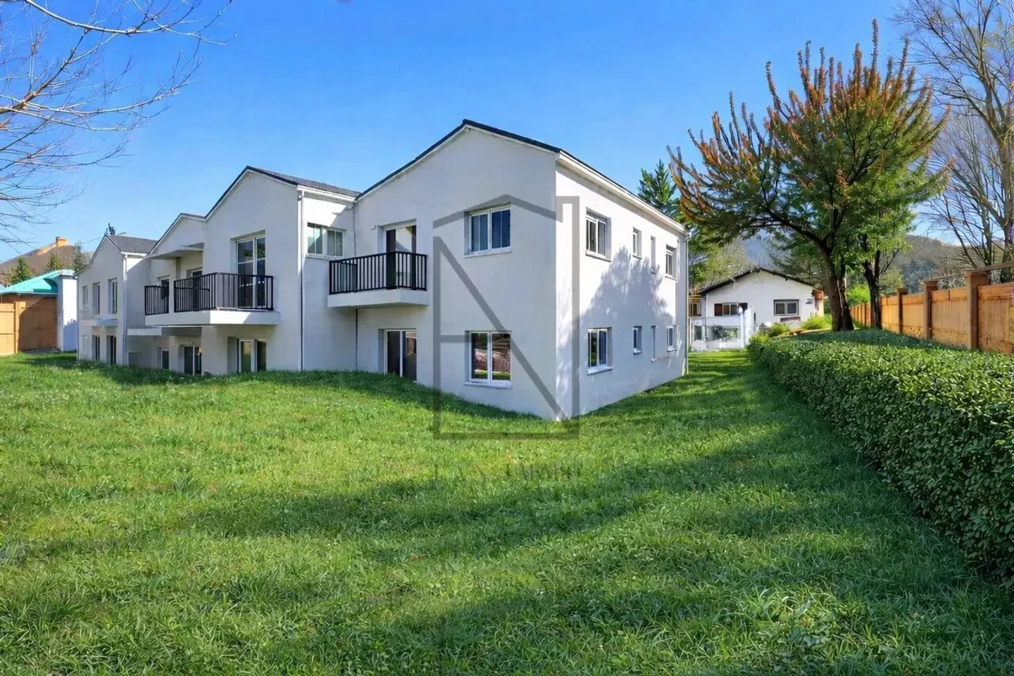Modern Apartment in Mex-Suisse - Photo 1 of 13