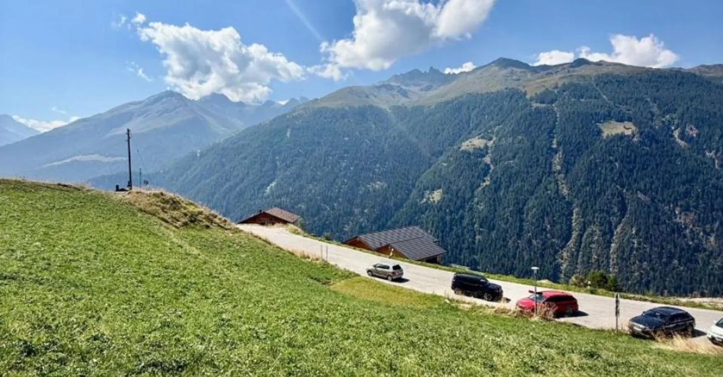 LAND OF 3747 M2 - EISON (ST-MARTIN) - Photo 6 of 6