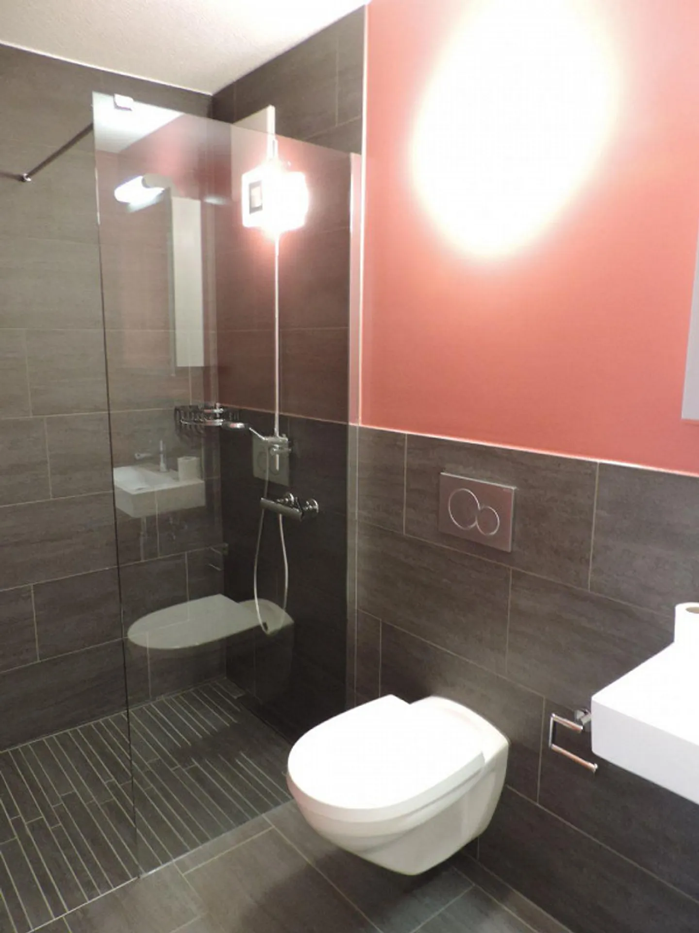 Superbe appartement de 4,5 pièces au rez-de-chaussée - Photo 5 sur 11