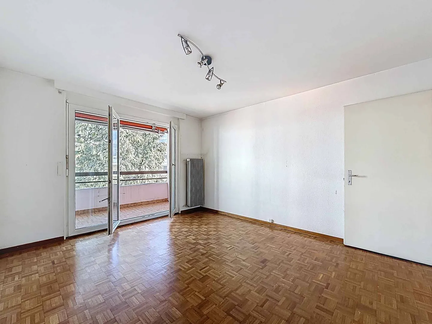 Appartamento mansardato 4.5 stanze, ottima esposizione al sole - Foto 7 di 10