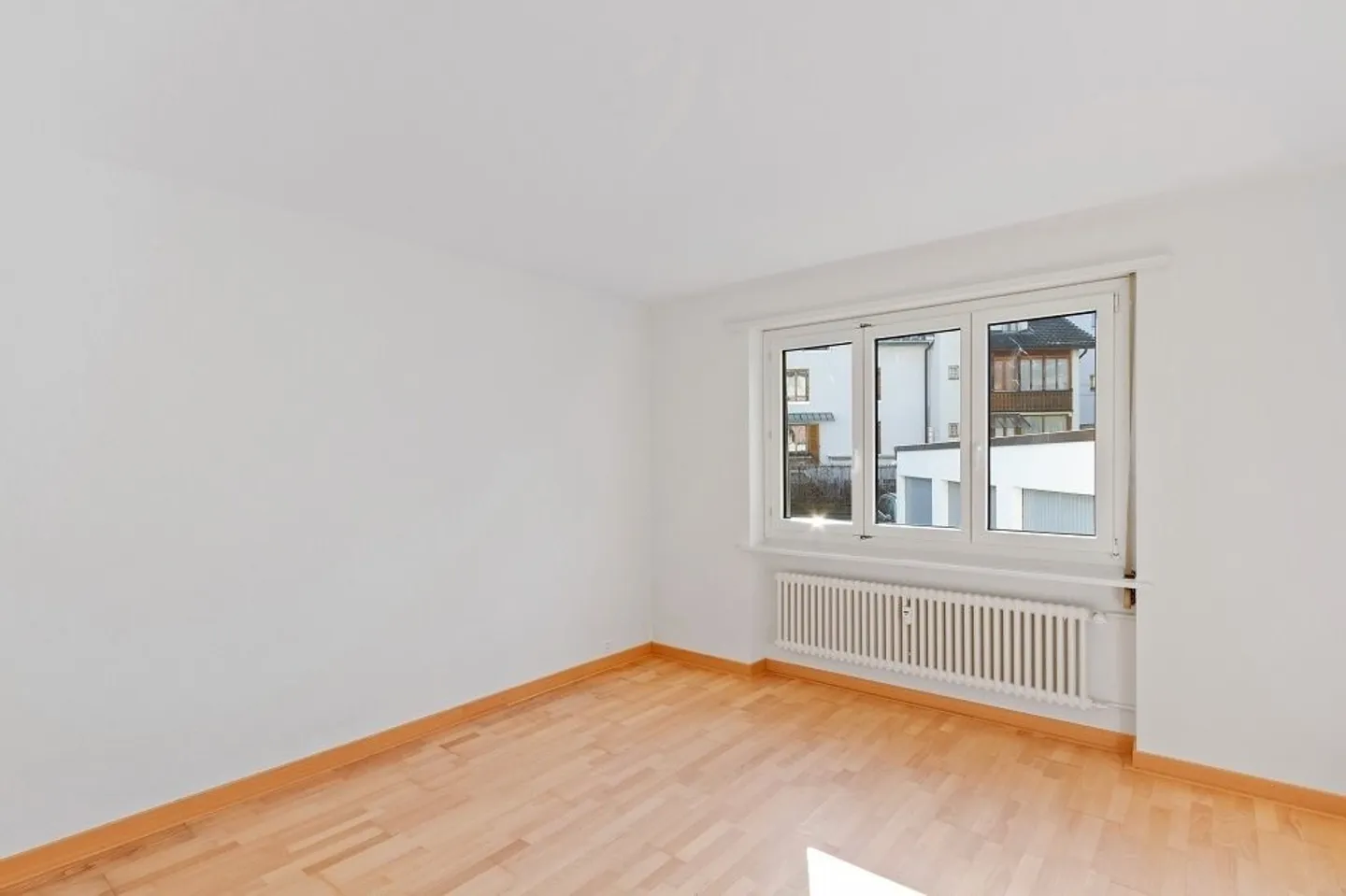 Appartamento 2.5 locali vicino alla città - Foto 4 di 6