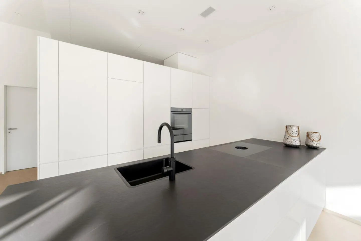 Prima o seconda residenza: Appartamento nuovo esclusivo in posizione privilegiata - Foto 4 di 13