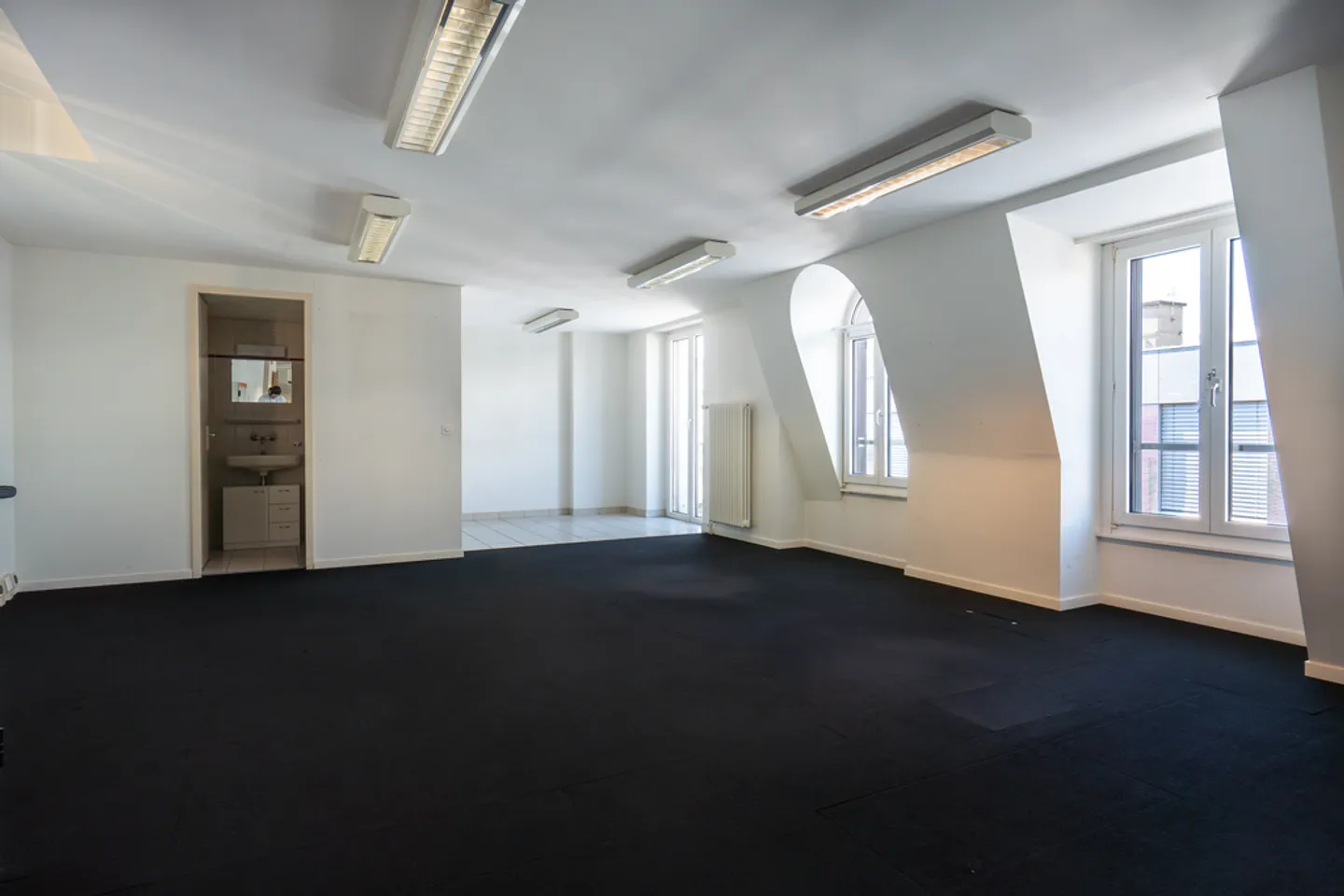 Bureau spacieux à Lausanne - Photo 4 sur 10