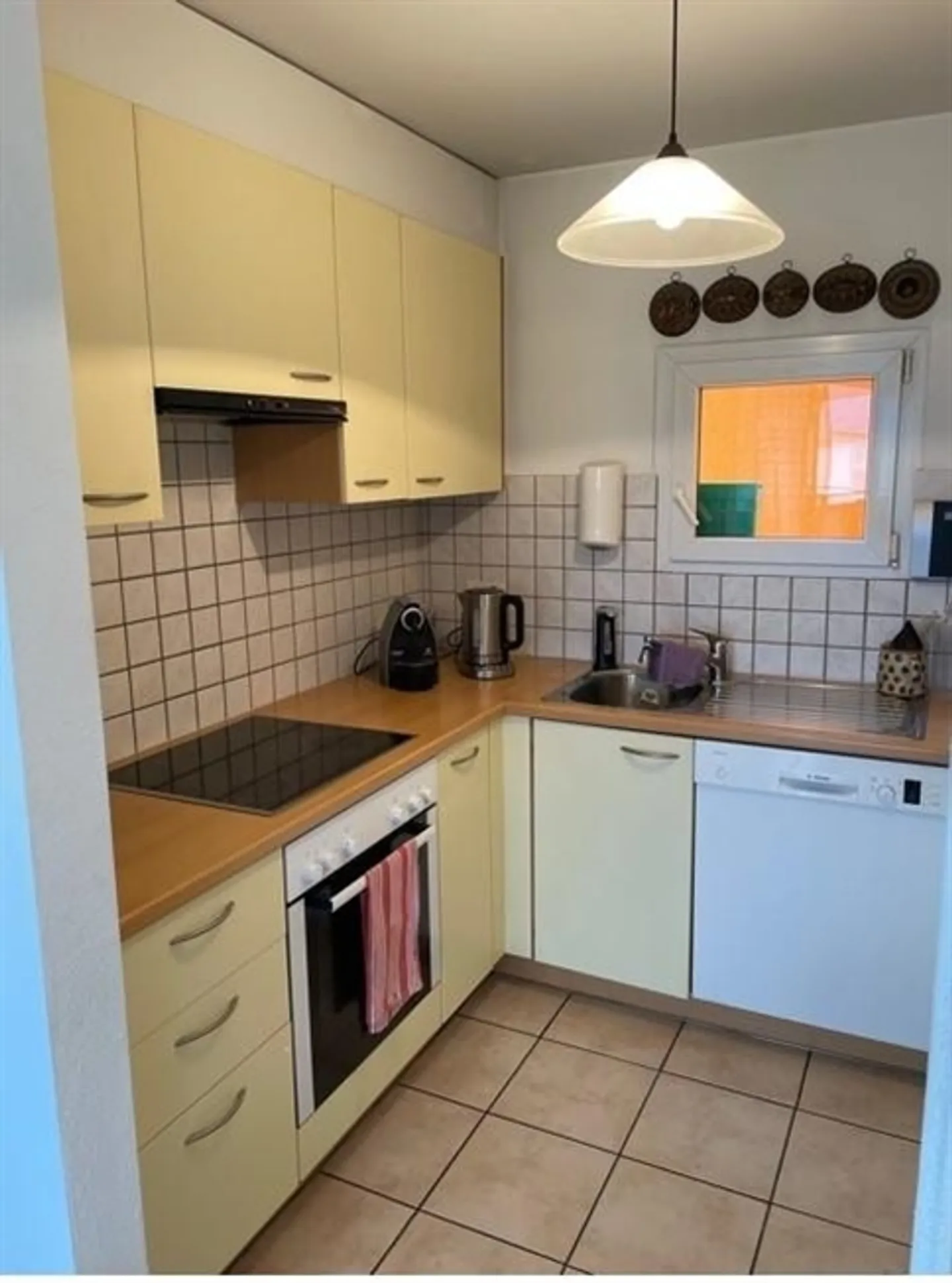 «Luminoso e pratico appartamento di 3.5 locali in zona centrale a Locarno-Solduno / Helle und praktische 3.5-Zimmer-Wohnung in Locarno-Solduno» - Foto 6 di 20