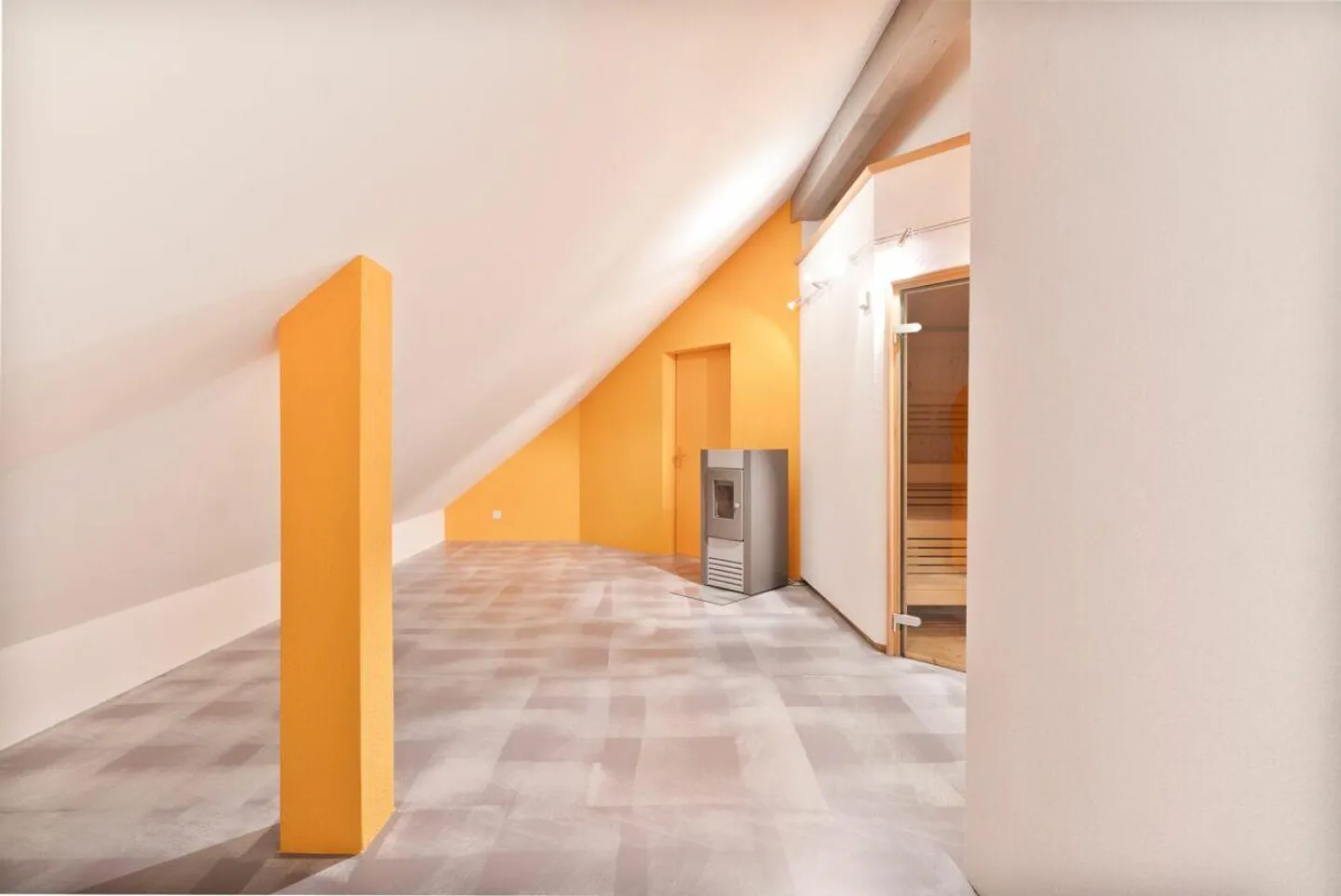 Vivere, lavorare e benessere su 165 m2 di superficie abitabile nel attico di 4,5 stanze a Rickenbach ZH - Foto 11 di 13