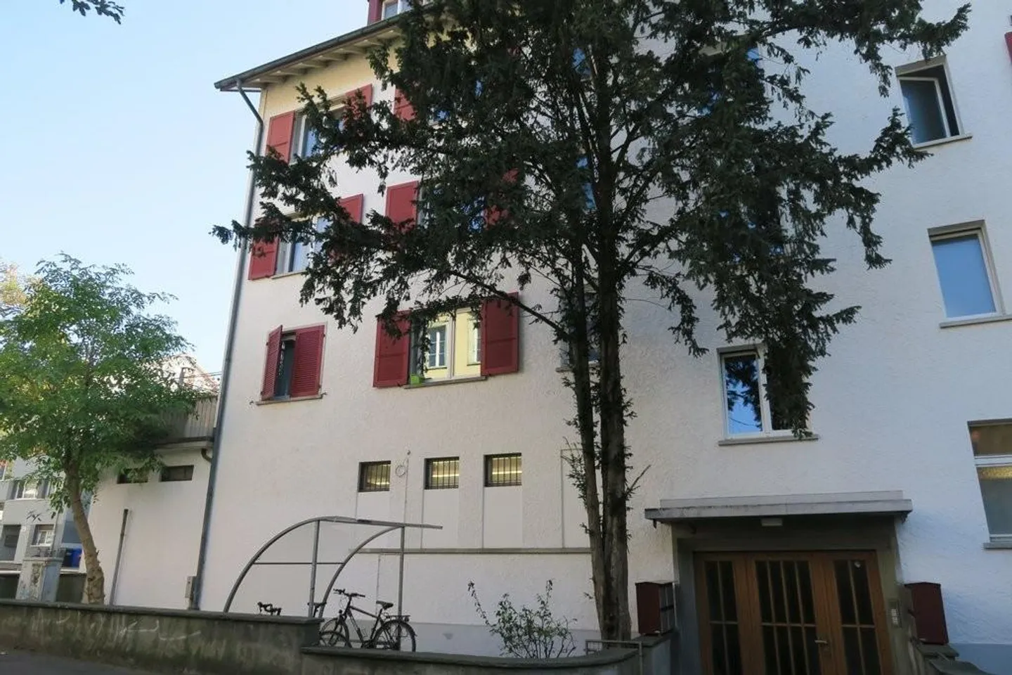 Charmante Wohnung mit Terrasse - Foto 2 von 11