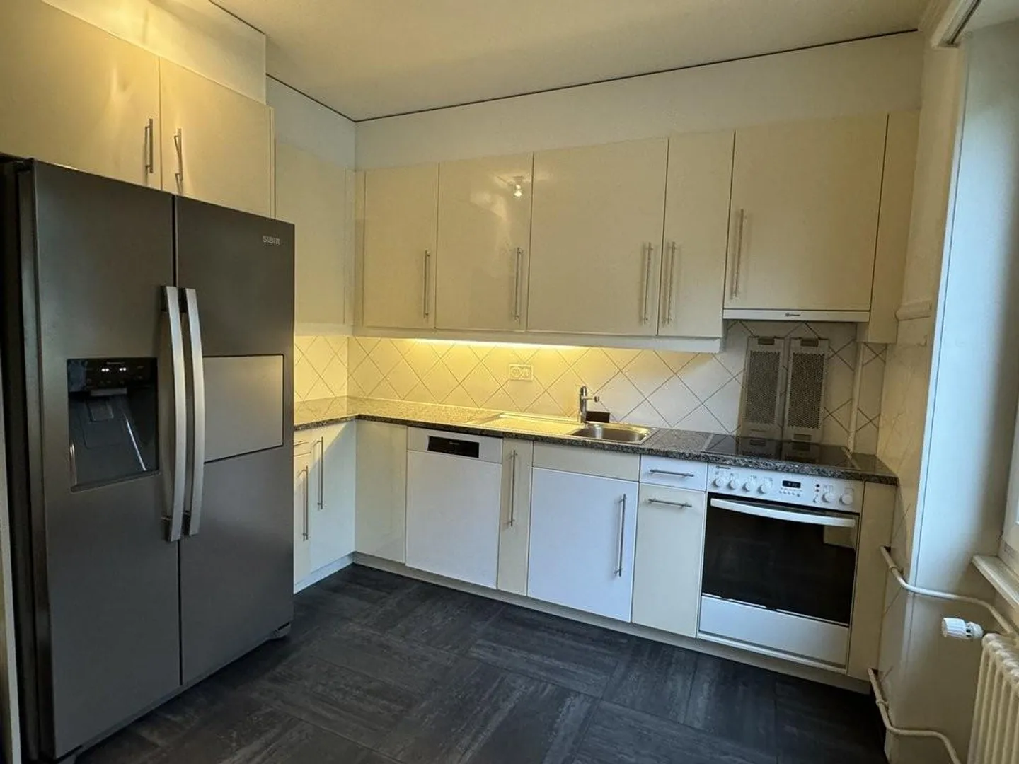 Charmante Wohnung mit Terrasse - Foto 3 von 11