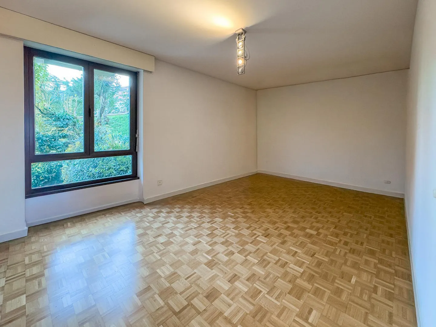 Appartement 4.5 pièces avec vue sur le lac à Paradiso - Photo 3 sur 9