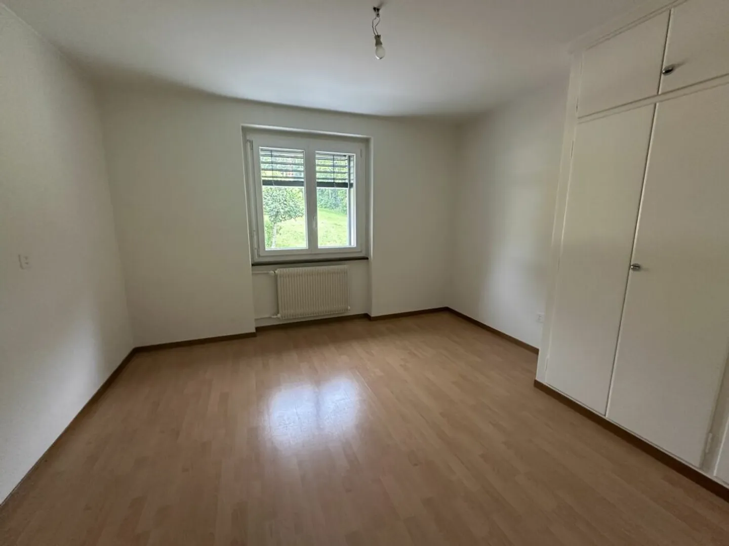 Bel appartamento di 4,5 locali con balcone e vista sul Doubs - Foto 8 di 10