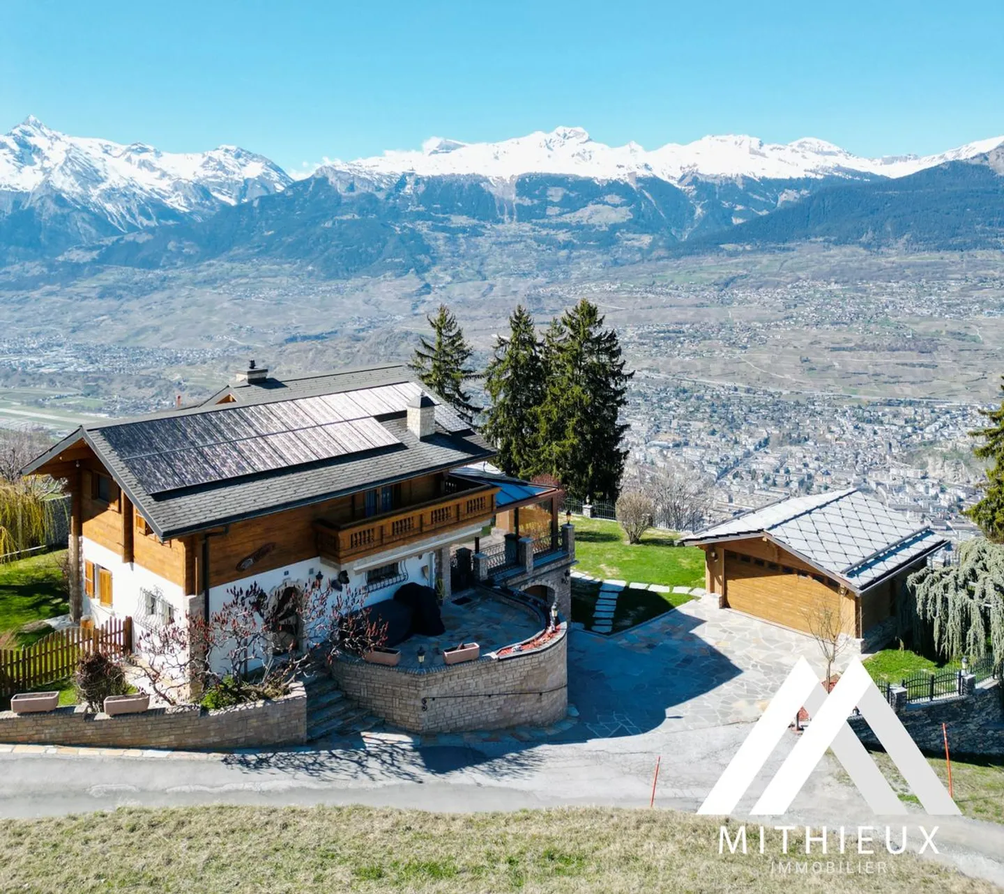 CHALET SPAZIOSO DI 5.5 STANZE, LES AGETTES (4 VALLEYS) - Foto 1 di 13