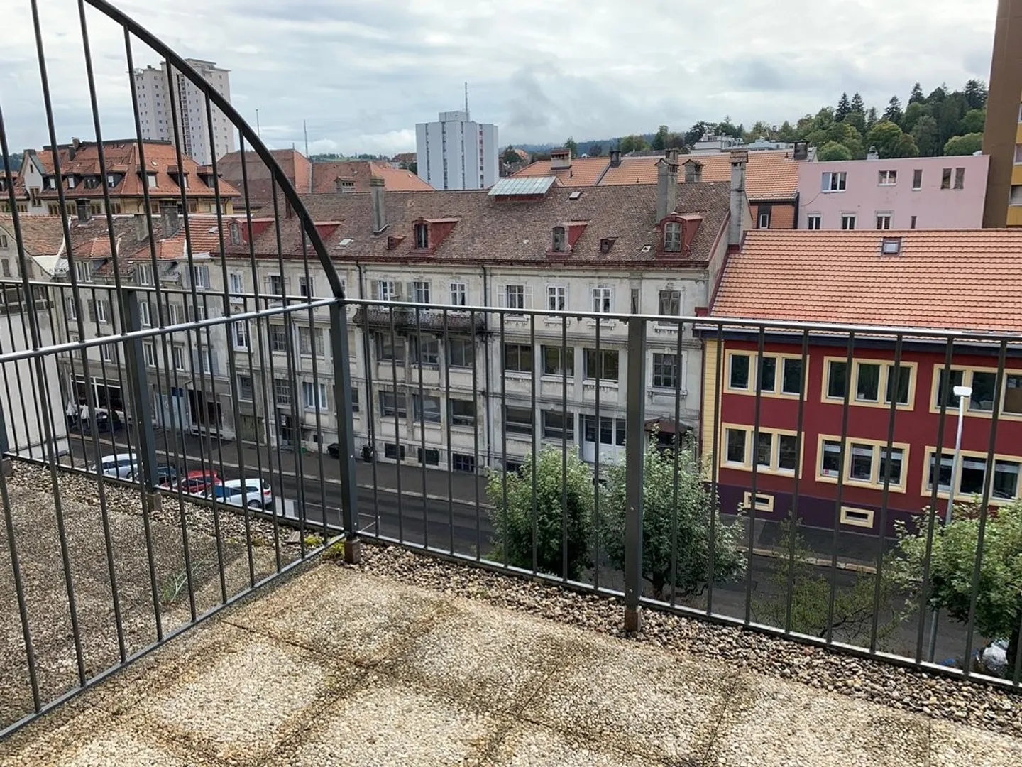 Joli Appartement avec Balcon - Photo 4 sur 11