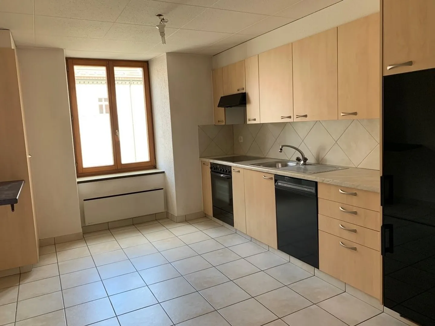 Joli Appartement avec Balcon - Photo 6 sur 11