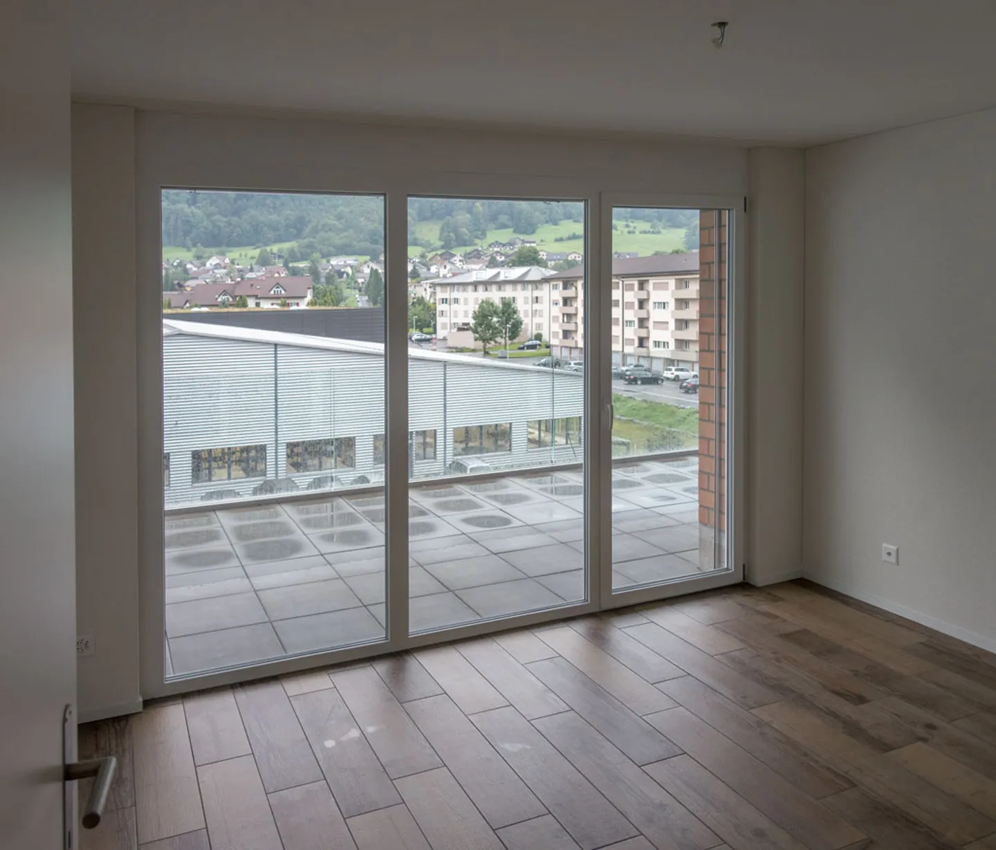 appartement penthouse exclusif de 2,5 pièces dans un emplacement central - Photo 9 sur 10